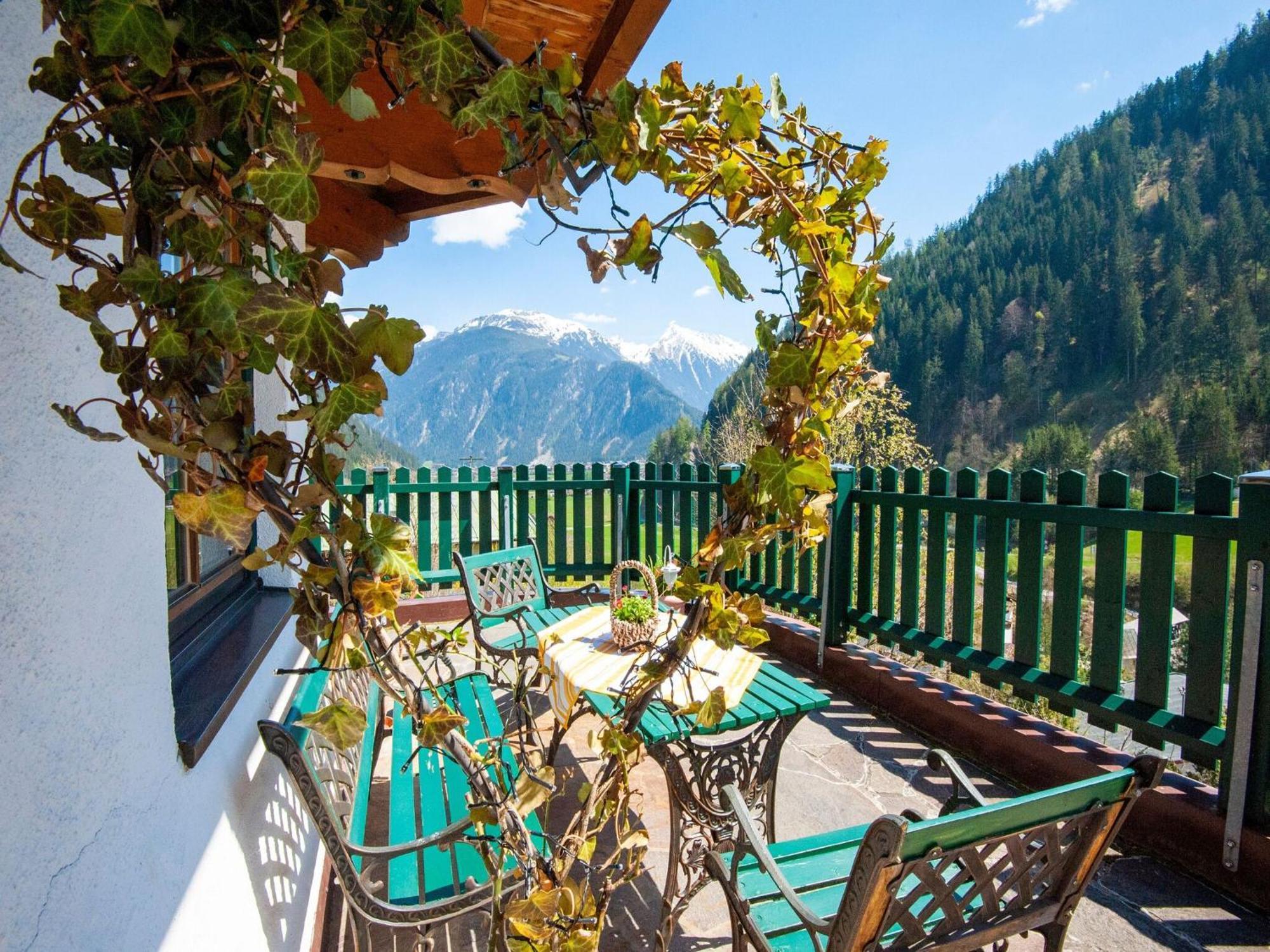 Apartment Between Mayrhofen And Finkenberg Esterno foto