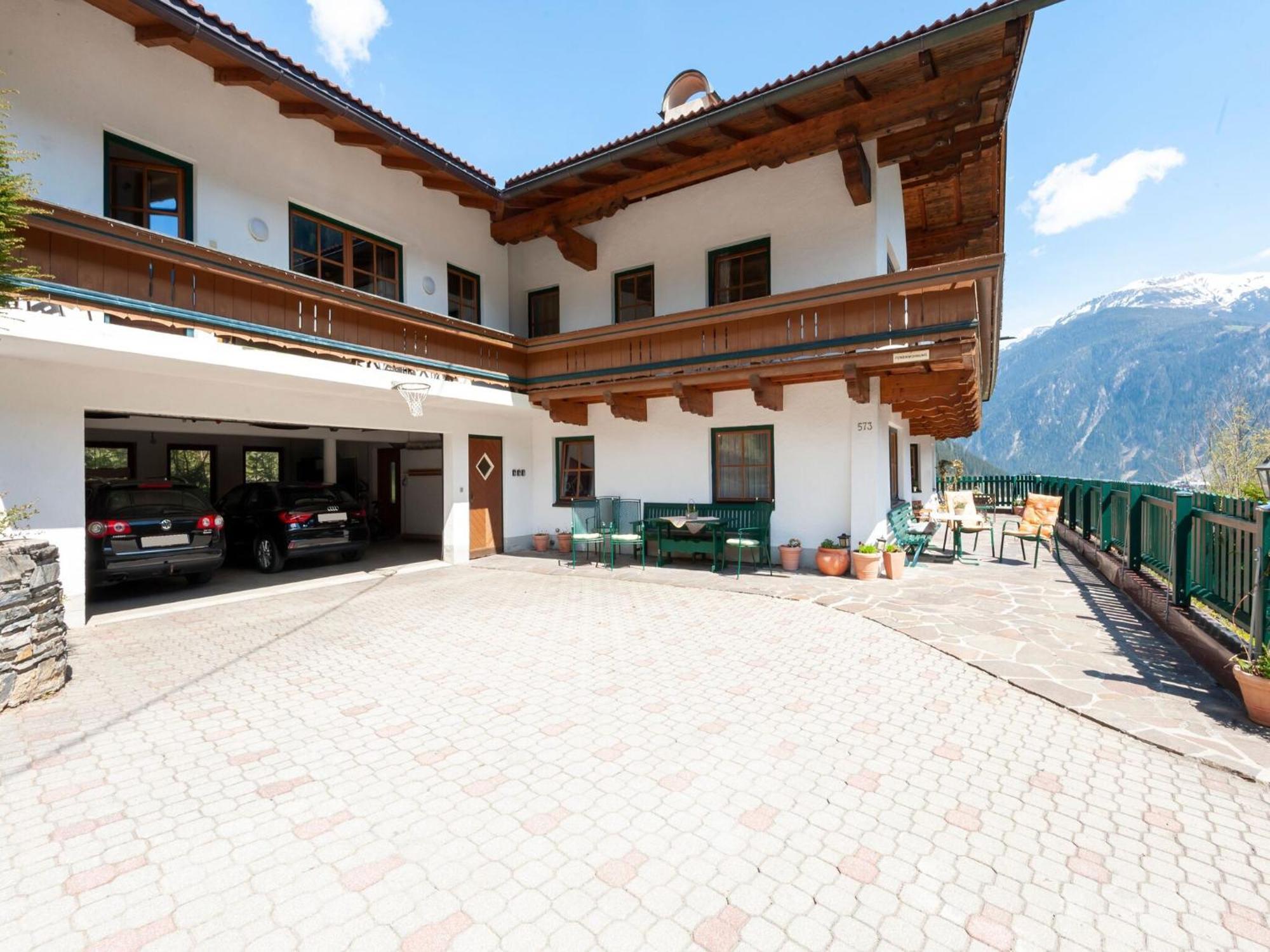 Apartment Between Mayrhofen And Finkenberg Esterno foto